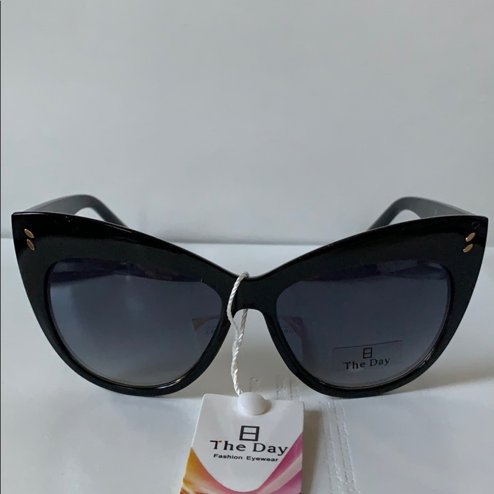🆕 🆑 SUNGLASSES
